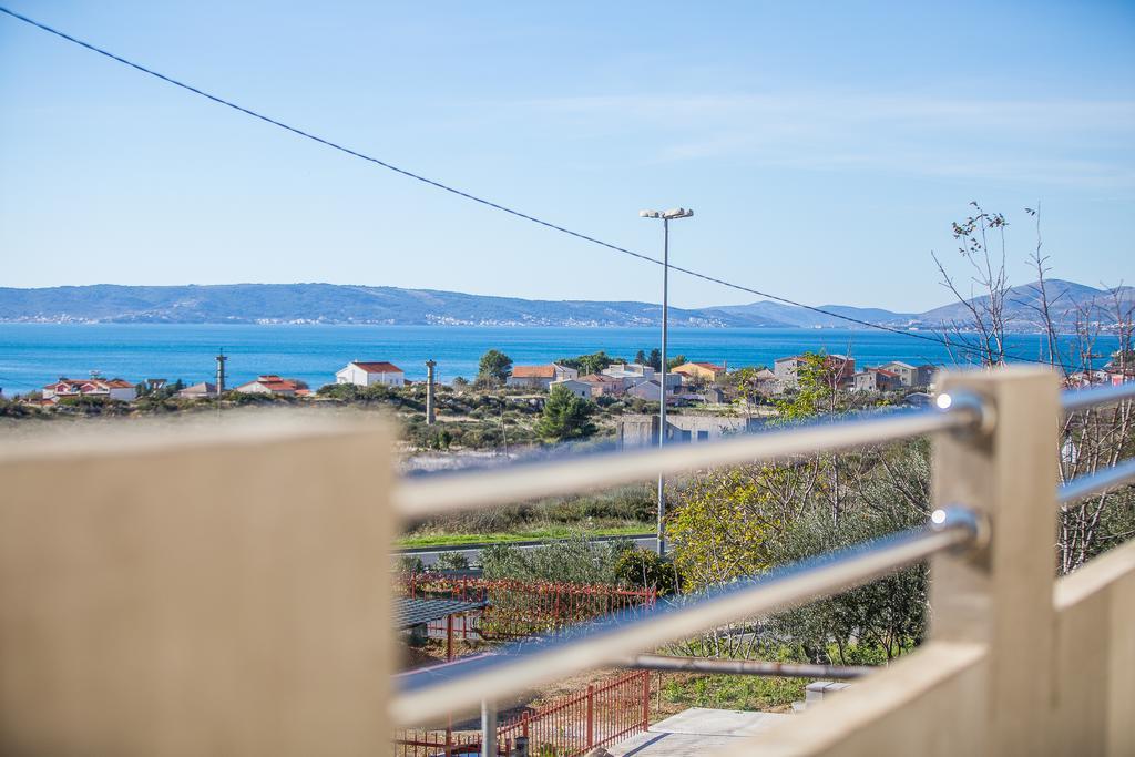 Apartments Mira Kaštela Esterno foto